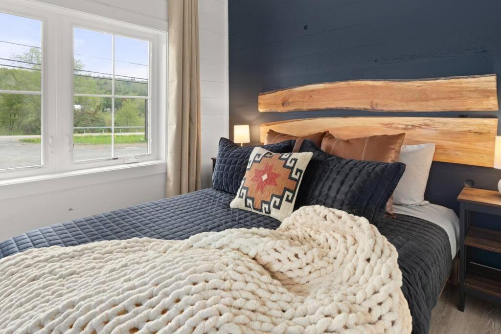 Charming & Freshly Restored Farmhouse 1 Mile From Center Of Stowe Exterior foto